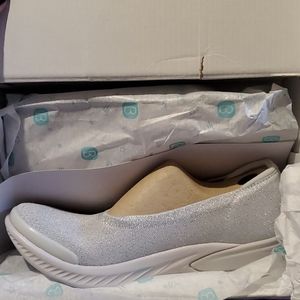 Bzees Nutmeg Womens Shoes